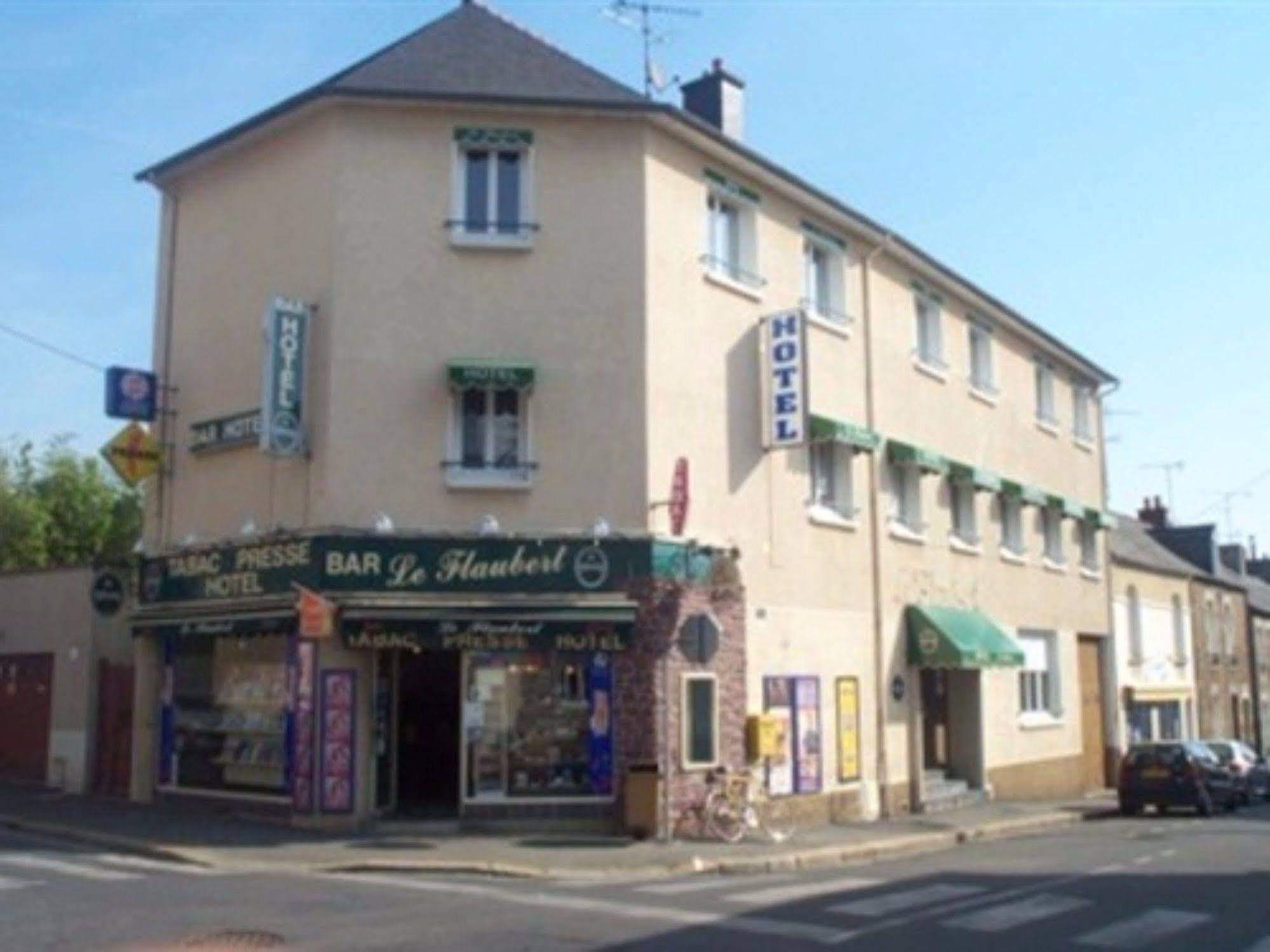 Hôtel Le Flaubert Fougères Exterior foto